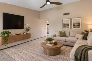 542 E Oraibi Dr, Phoenix, AZ 85024 - Photo 4