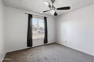 3449 W Mauna Loa Ln, Phoenix, AZ 85053 - Photo 8