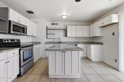 3449 W Mauna Loa Lane, Phoenix, AZ 85053 - Photo 18