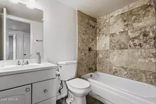 3449 W Mauna Loa Ln, Phoenix, AZ 85053 - Photo 10