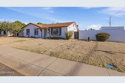 3449 W Mauna Loa Lane, Phoenix, AZ 85053 - Photo 2