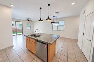 13278 N 144th Dr, Surprise, AZ 85379 - Photo 4