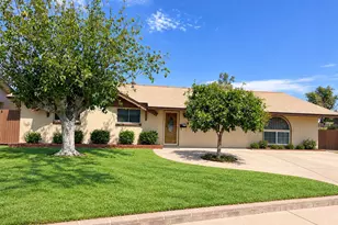 3924 W Las Palmaritas Dr, Phoenix, AZ 85051 - Photo 2