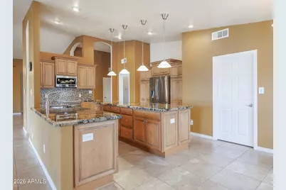 2081 N Pebble Beach Drive, Casa Grande, AZ 85122 - Photo 12