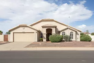2081 N Pebble Beach Dr, Casa Grande, AZ 85122 - Photo 4