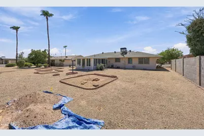 10210 W Twin Oaks Drive, Sun City, AZ 85351 - Photo 28
