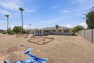 10210 W Twin Oaks Dr, Sun City, AZ 85351 - Photo 28
