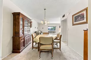 10210 W Twin Oaks Dr, Sun City, AZ 85351 - Photo 16