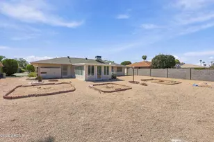 10210 W Twin Oaks Dr, Sun City, AZ 85351 - Photo 30