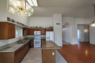 4303 E Cathedral Rock Dr, Phoenix, AZ 85044 - Photo 8