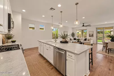 4527 Charro Court, Wickenburg, AZ 85390 - Photo 6