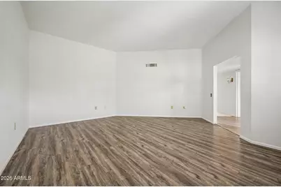 10416 W Hutton Drive, Sun City, AZ 85351 - Photo 8