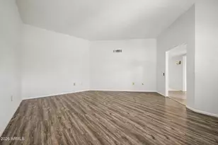 10416 W Hutton Dr, Sun City, AZ 85351 - Photo 8