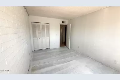1802 W Darrel Road, Phoenix, AZ 85041 - Photo 14