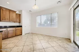 13759 W Monterey Way, Avondale, AZ 85392 - Photo 10