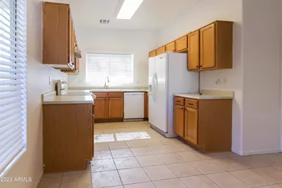 9828 E Knowles Avenue, Mesa, AZ 85209 - Photo 4