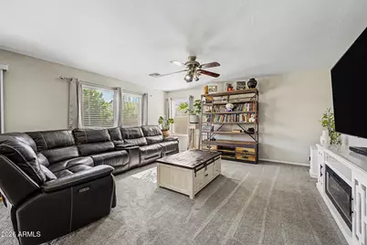 9135 W Cordes Road, Tolleson, AZ 85353 - Photo 8