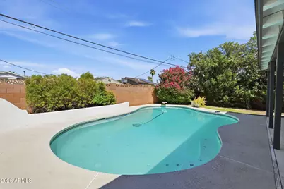 232 E Ellis Drive, Tempe, AZ 85282 - Photo 52