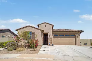 496 E Diamond Dr, Casa Grande, AZ 85122 - Photo 2