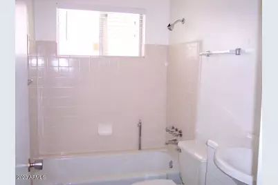 8213 E Northland Drive, Scottsdale, AZ 85251 - Photo 10