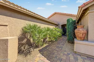 5793 S Amberwood Dr, Sun Lakes, AZ 85248 - Photo 4