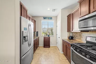 26914 W Zachary Drive, Buckeye, AZ 85396 - Photo 8