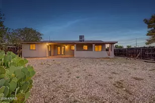 3724 E Acoma Dr, Phoenix, AZ 85032 - Photo 8