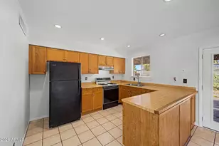 3724 E Acoma Dr, Phoenix, AZ 85032 - Photo 4