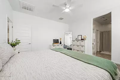 15587 W Kendall Street, Goodyear, AZ 85338 - Photo 18