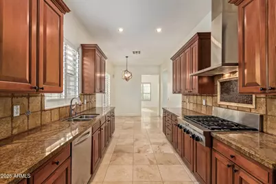 111 W Missouri Avenue #H, Phoenix, AZ 85013 - Photo 8