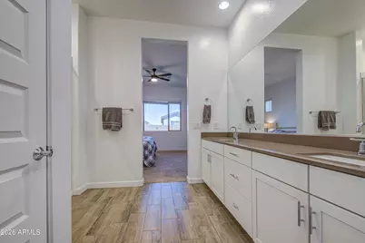 3964 E Kenley Lane, San Tan Valley, AZ 85143 - Photo 16