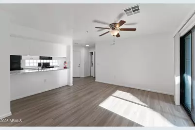 3065 N 67th Avenue #Apt 112, Phoenix, AZ 85033 - Photo 2