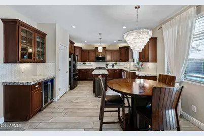 16581 W Buchanan Street, Goodyear, AZ 85338 - Photo 4