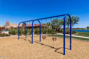 2581 E Turnberry Dr, Gilbert, AZ 85298 - Photo 136