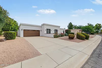 8438 E Mustang Trail, Scottsdale, AZ 85258 - Photo 2