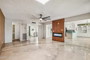 2460 E Claire Dr, Phoenix, AZ 85032 - Photo 8