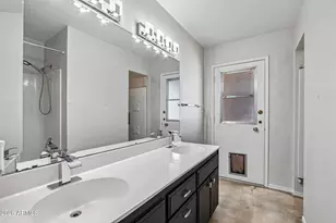 2460 E Claire Dr, Phoenix, AZ 85032 - Photo 24
