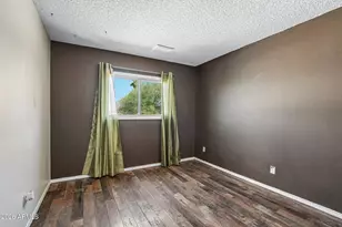 2460 E Claire Dr, Phoenix, AZ 85032 - Photo 28