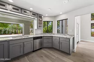 10536 N 96th Pl, Scottsdale, AZ 85258 - Photo 32