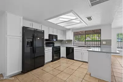 5531 W Beryl Avenue, Glendale, AZ 85302 - Photo 10