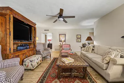 4340 E Vermont Avenue, Phoenix, AZ 85018 - Photo 4