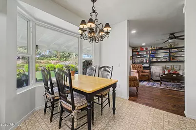 4340 E Vermont Avenue, Phoenix, AZ 85018 - Photo 10