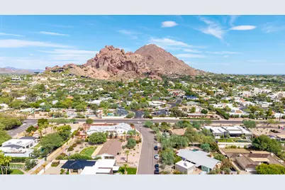 4340 E Vermont Avenue, Phoenix, AZ 85018 - Photo 1