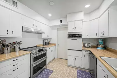 4340 E Vermont Avenue, Phoenix, AZ 85018 - Photo 28