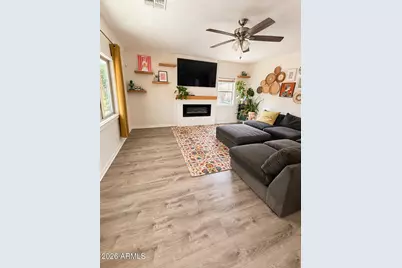 1087 W Empress Tree Avenue, San Tan Valley, AZ 85140 - Photo 4