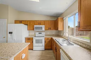 2511 E Toledo Ct, Gilbert, AZ 85295 - Photo 16
