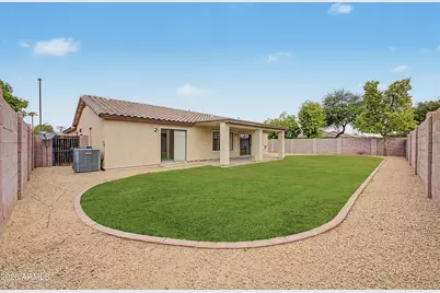 2511 E Toledo Court, Gilbert, AZ 85295 - Photo 2