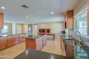 3202 W McRae Way, Phoenix, AZ 85027 - Photo 10