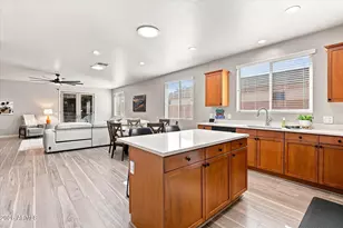 916 W Jersey Way, San Tan Valley, AZ 85143 - Photo 4