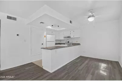 18811 N 19th Avenue #1024, Phoenix, AZ 85027 - Photo 4